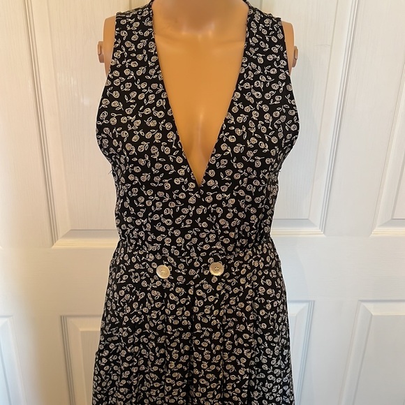 R. J. Stevens Dresses & Skirts - RJ Stevens black floral maxi jumper sz6